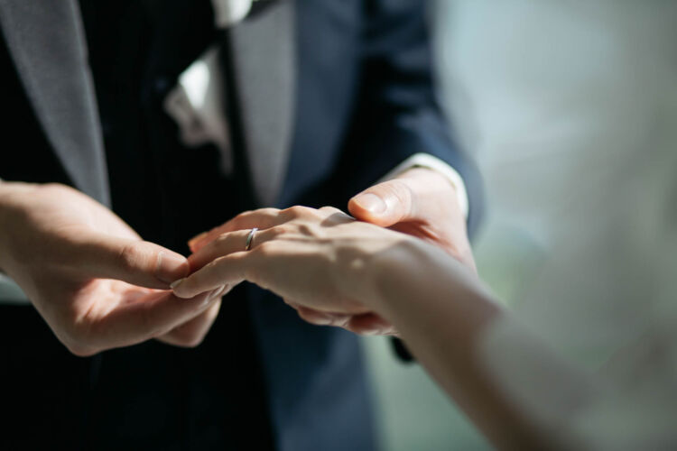 指輪交換 ウェディングフォトグラファー カメラマン 中馬千瑛 フォトギャラリー